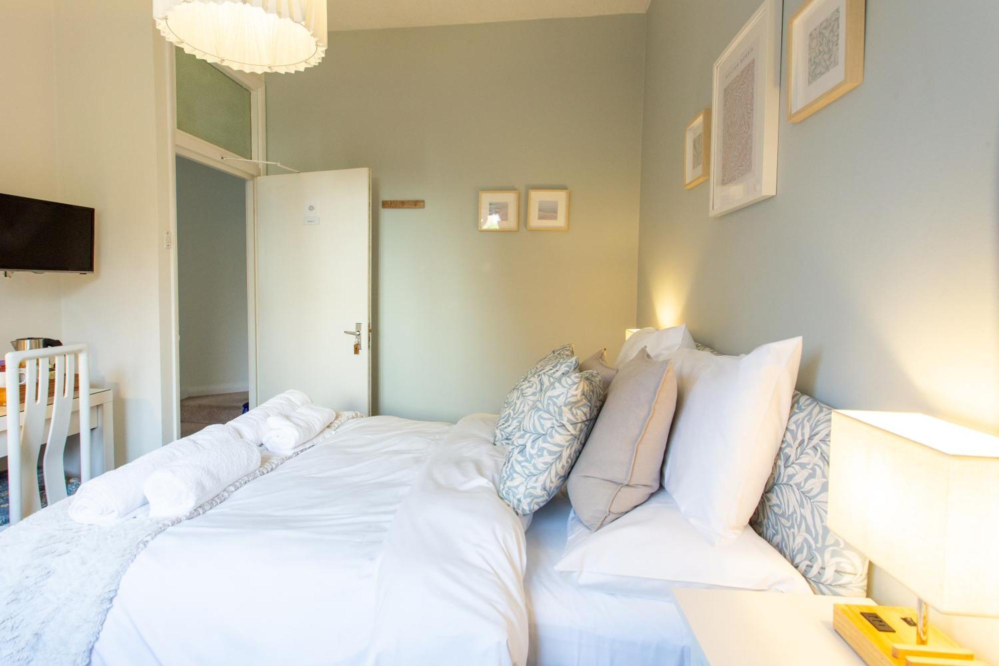 Harry'S House Poole Hotel ภายนอก รูปภาพ